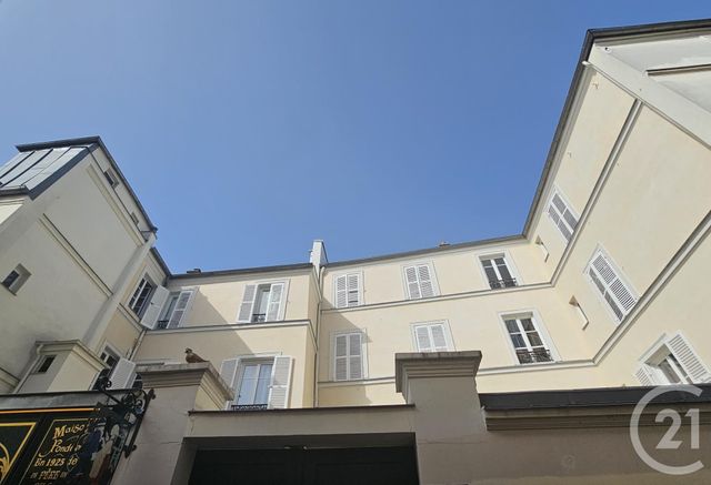Appartement Studio à vendre - 1 pièce - 28.49 m2 - PARIS - 75018 - ILE-DE-FRANCE - Century 21 Prestige Montmartre