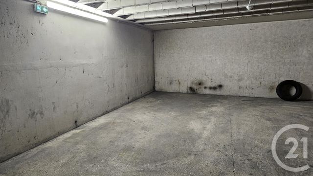 parking à vendre - 12.0 m2 - PARIS - 75018 - ILE-DE-FRANCE - Century 21 Prestige Montmartre